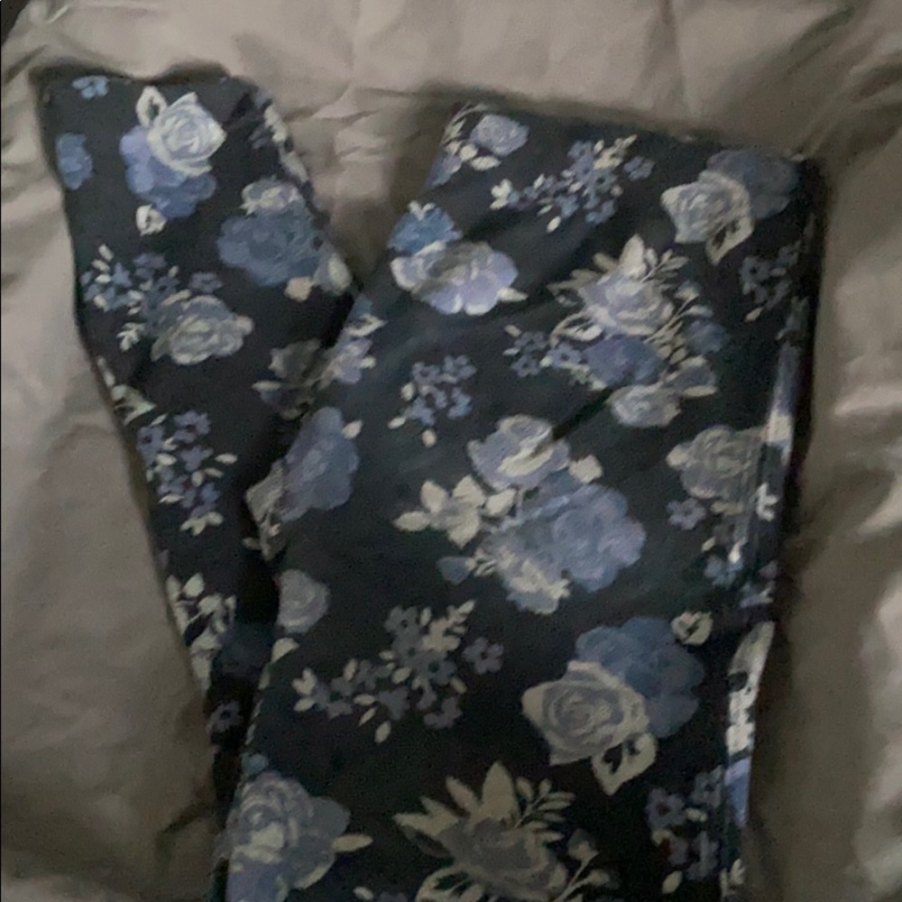 Cute Flower Leggings